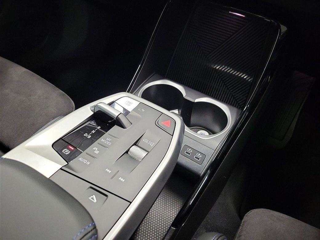2025 BMW iX1
