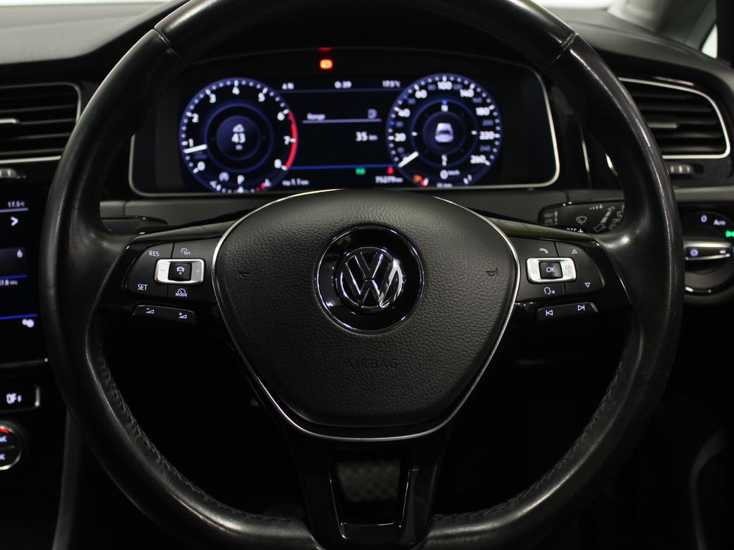 2017 Volkswagen Golf