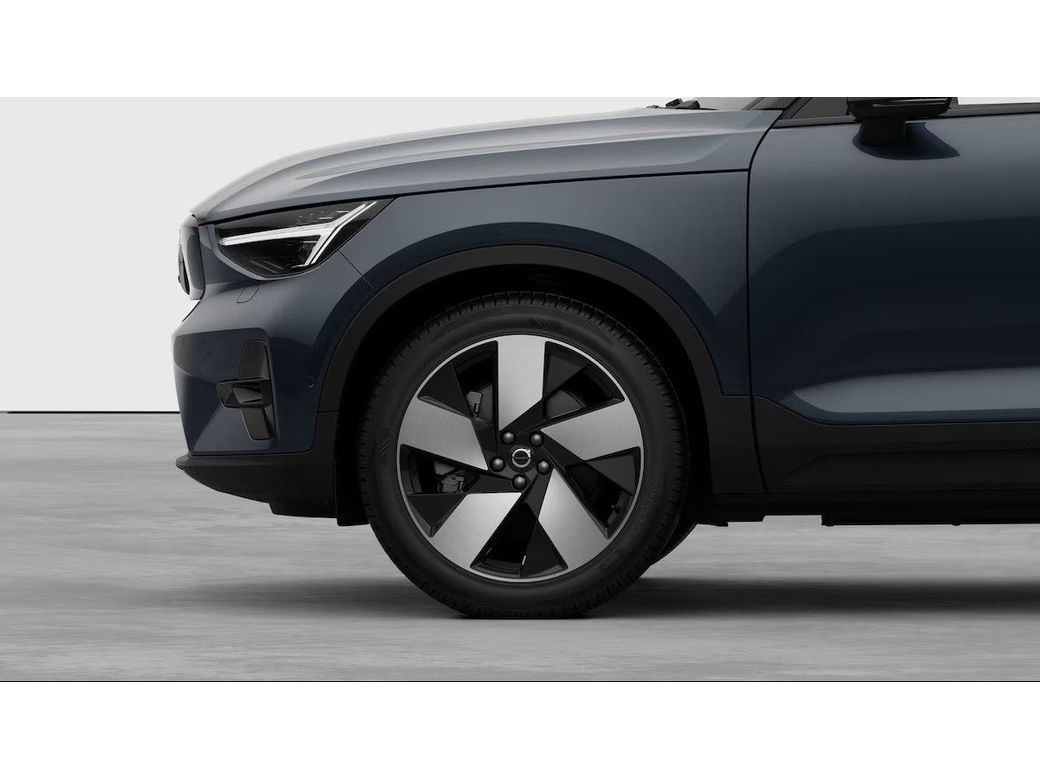 2026 Volvo Ex40