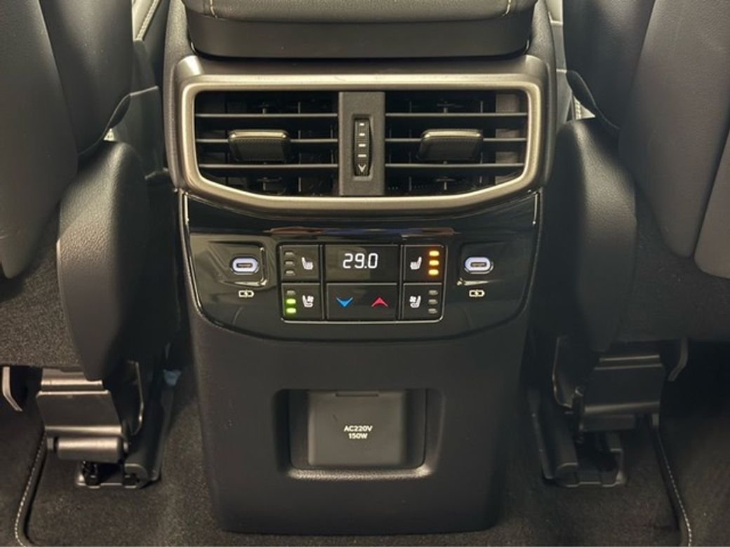 2023 Lexus RX450h+