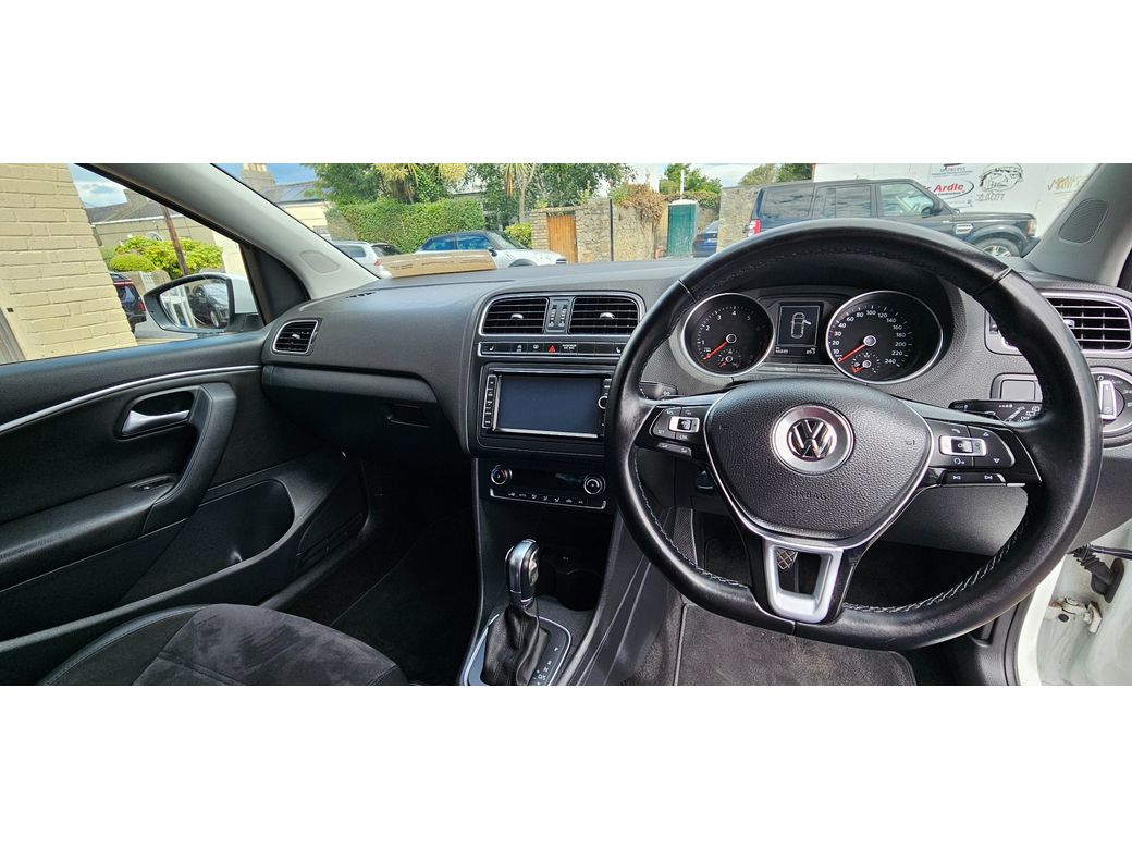 2016 Volkswagen Polo