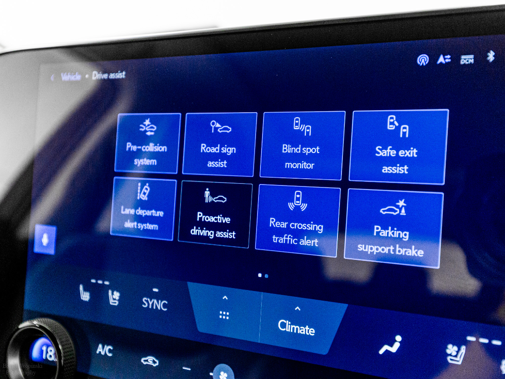 2024 Lexus NX 450H+
