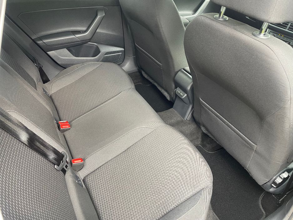 2011 Volkswagen Polo