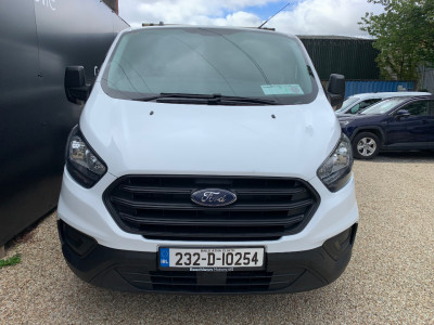 2023 Ford Transit Custom