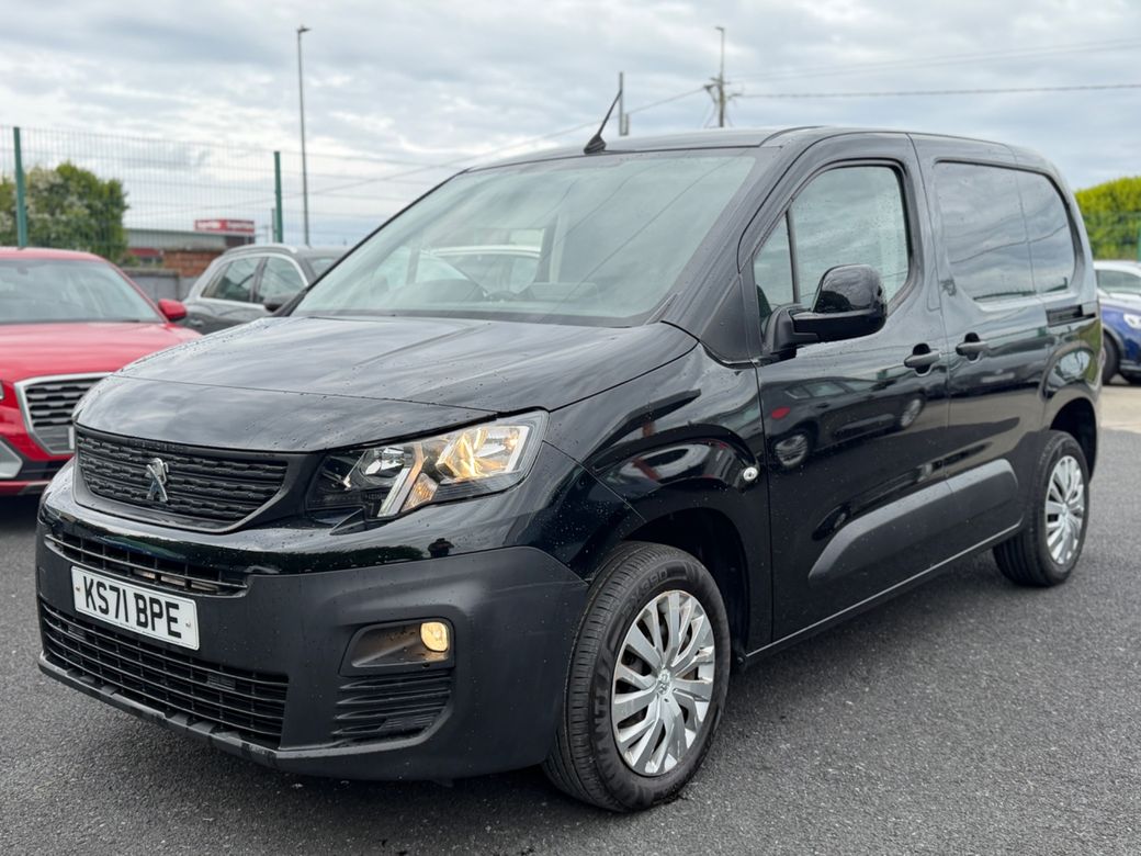 2022 Peugeot Partner