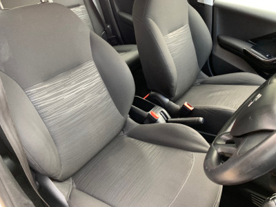 2013 Peugeot 208