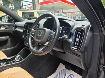 2021 Volvo XC40