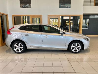 2015 Volvo V40