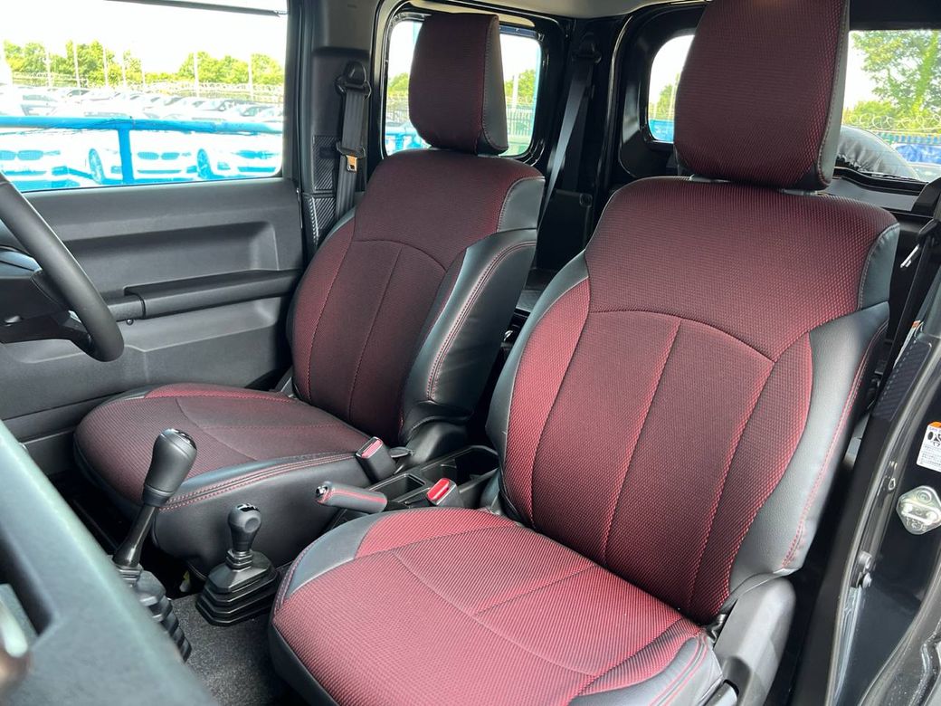 2023 Suzuki Jimny
