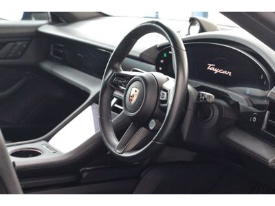 2023 Porsche Taycan