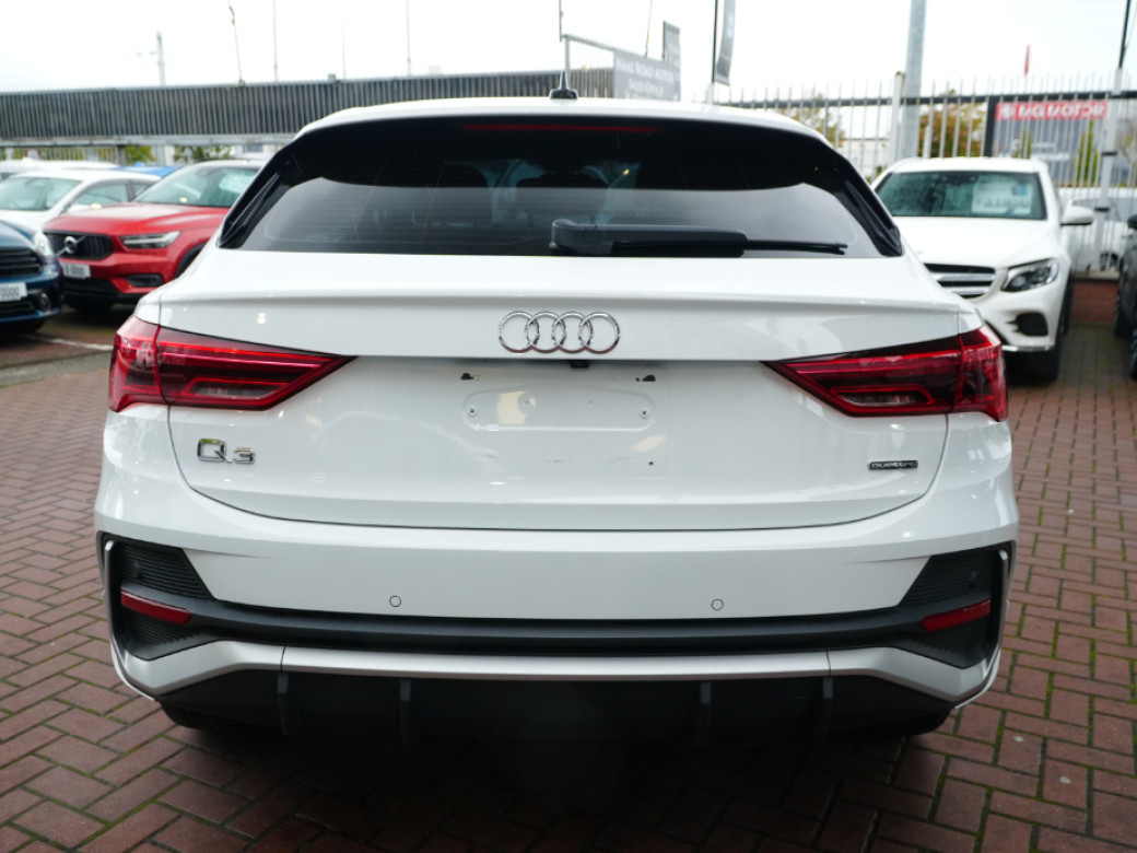 2021 Audi Q3