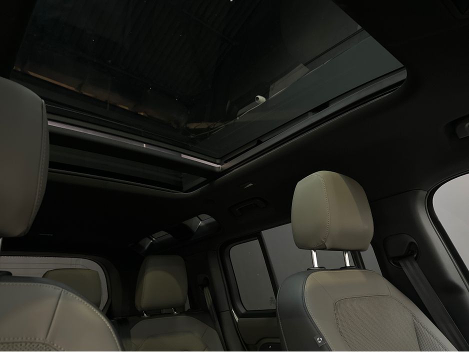 2025 Land Rover Defender