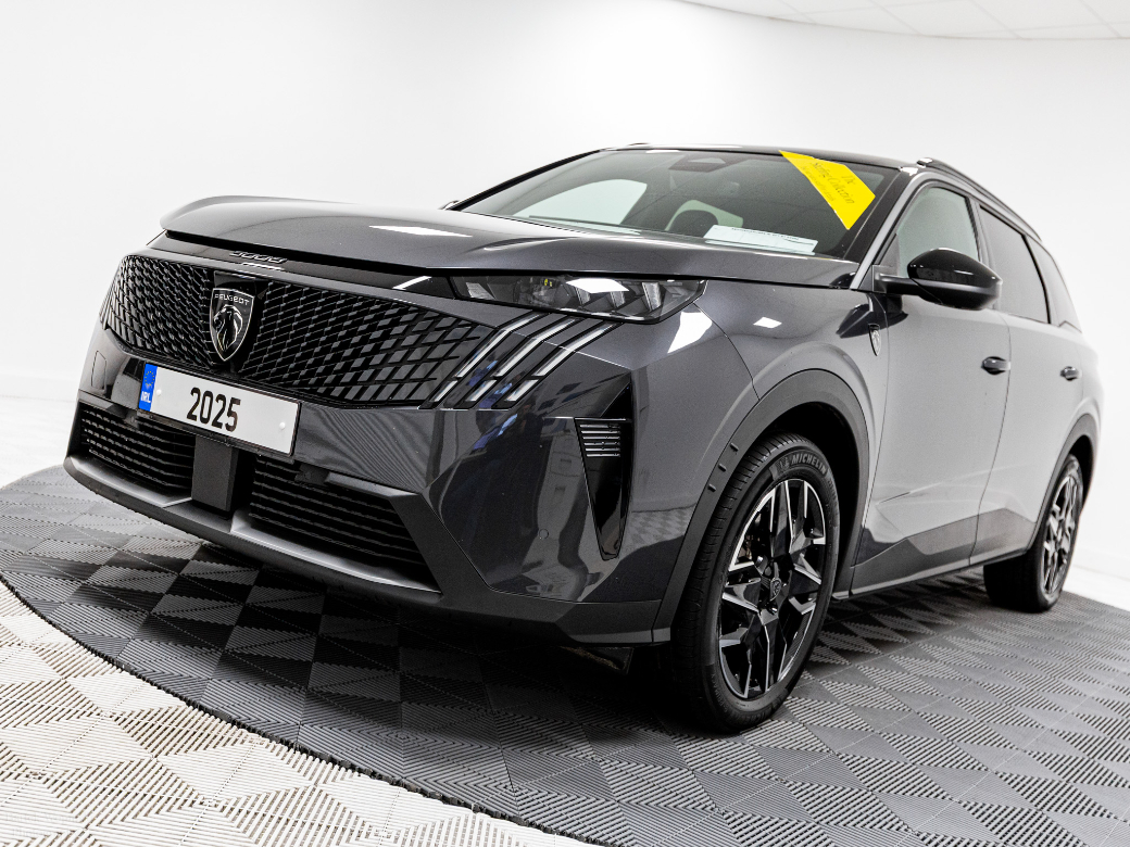 2025 Peugeot 5008