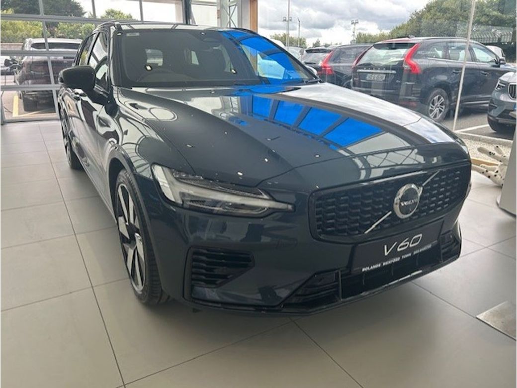 2025 Volvo V60
