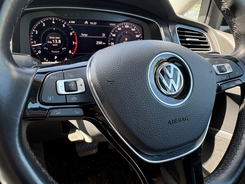 2019 Volkswagen Golf