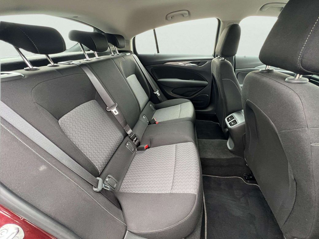 2021 Opel Insignia