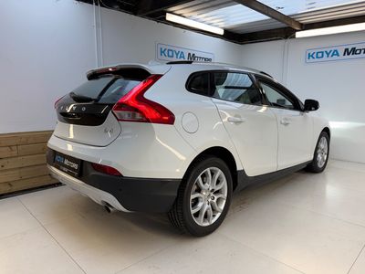2017 Volvo V40