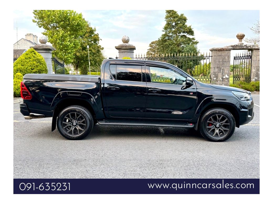 2024 Toyota Hilux