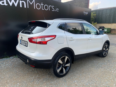 2015 Nissan Qashqai