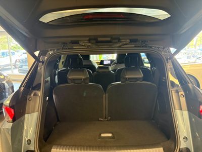2025 Peugeot 5008