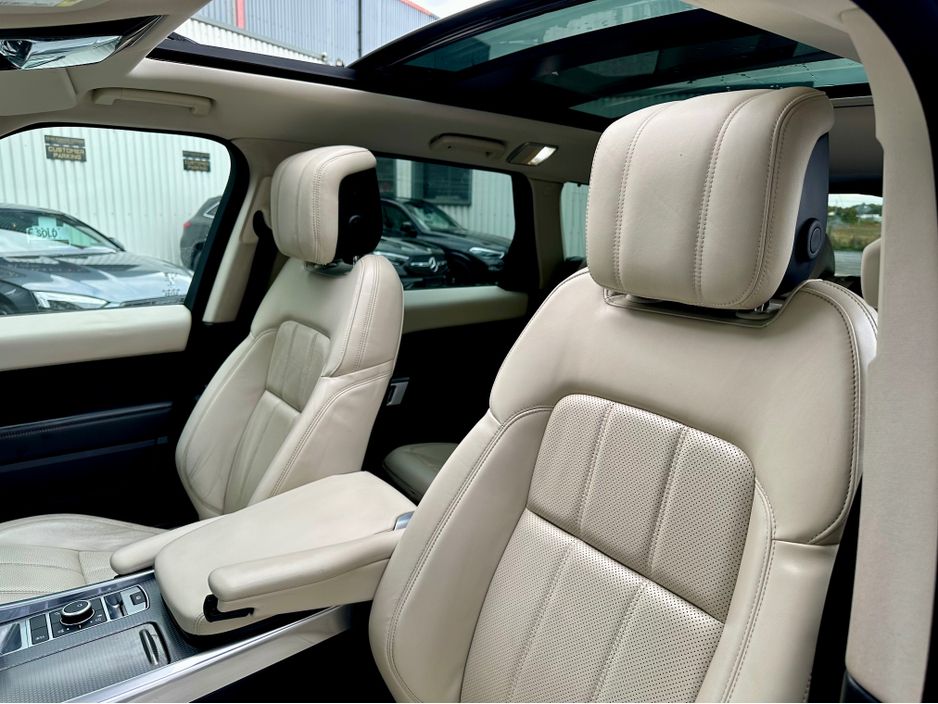 2020 Land Rover Range Rover Sport