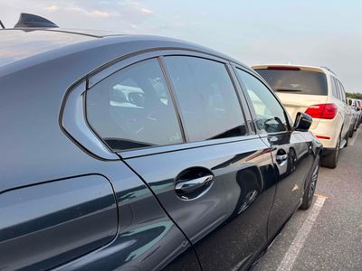 2019 BMW 330