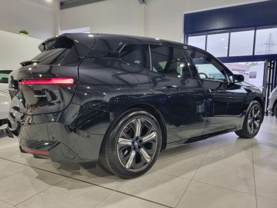 2025 BMW iX