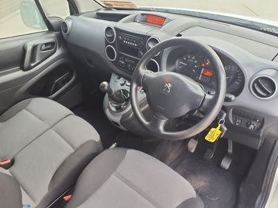 2017 Peugeot Partner