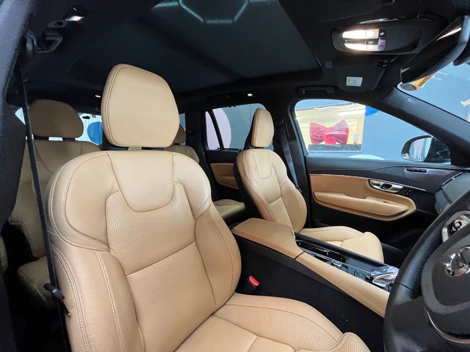 2023 Volvo XC90