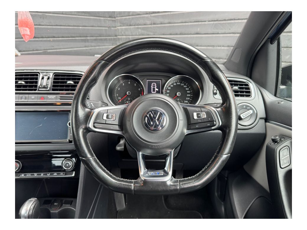 2015 Volkswagen Polo