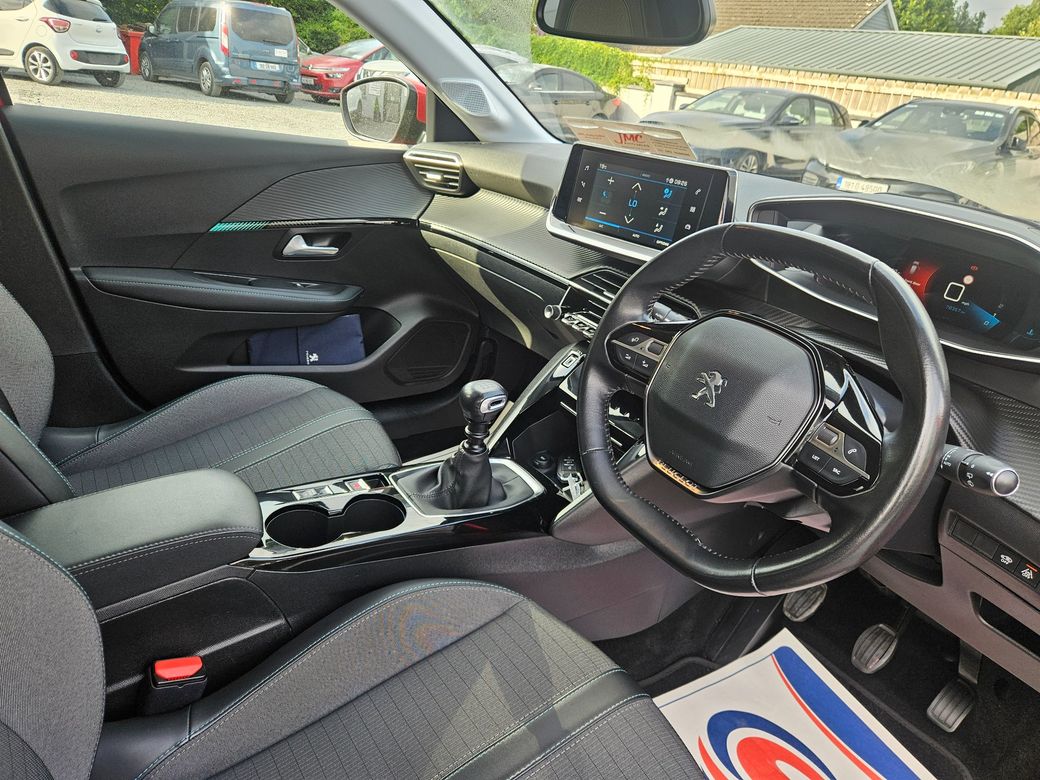 2020 Peugeot 208