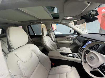 2023 Volvo XC90