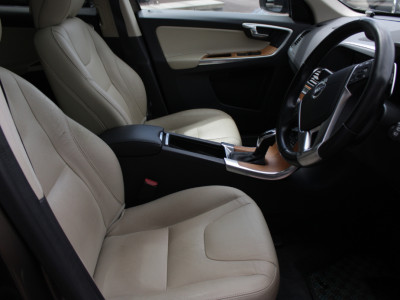 2017 Volvo XC60