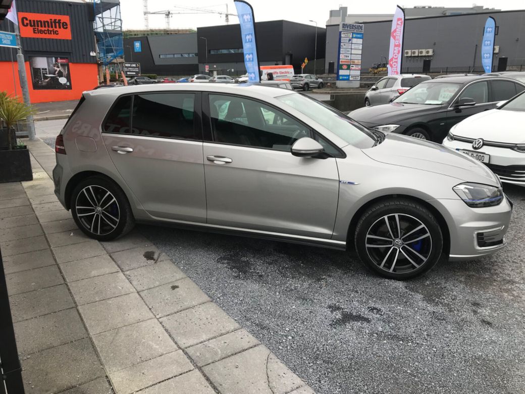 2017 Volkswagen Golf
