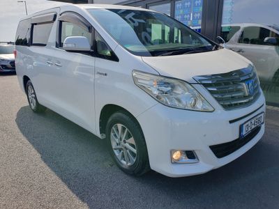 2013 Toyota Alphard