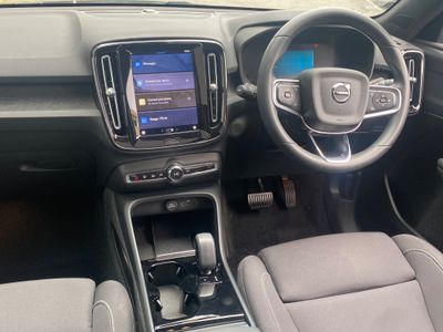 2023 Volvo C40