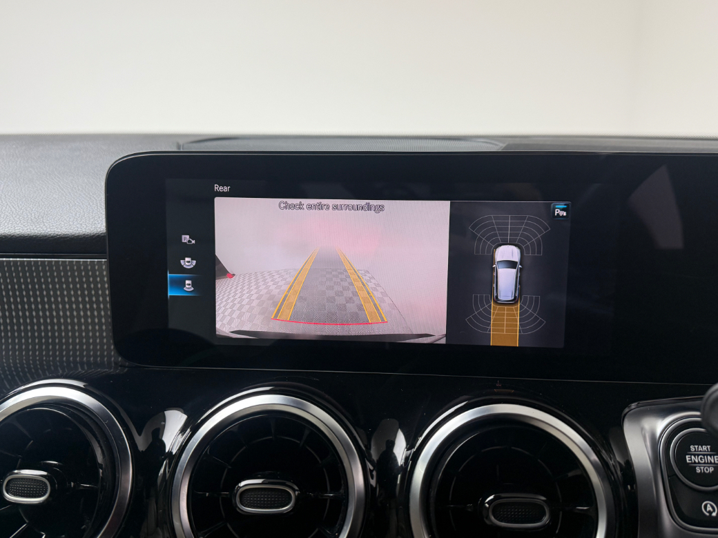 2023 Mercedes-Benz GLB Class