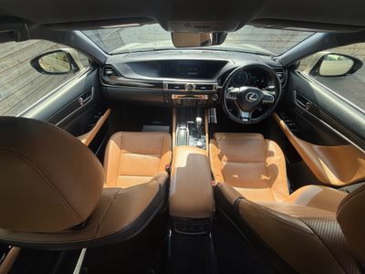 2017 Lexus GS 300H