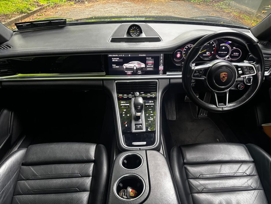 2019 Porsche Panamera