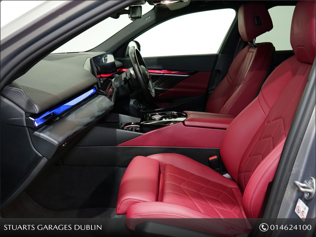 2024 BMW i5