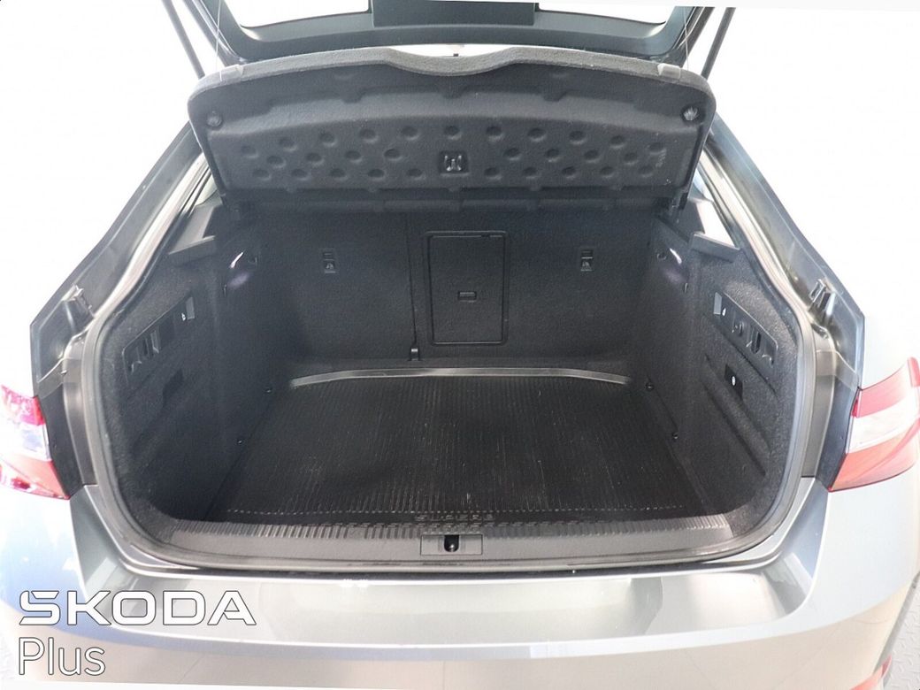 2022 Skoda Superb