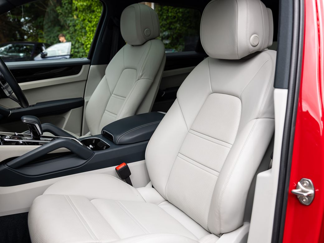 2022 Porsche Cayenne