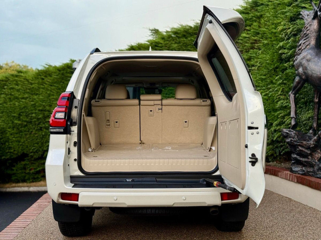 2023 Toyota Landcruiser