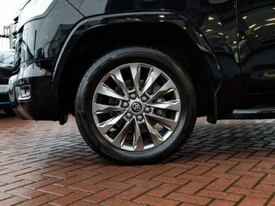 2023 Toyota Land Cruiser Amazon