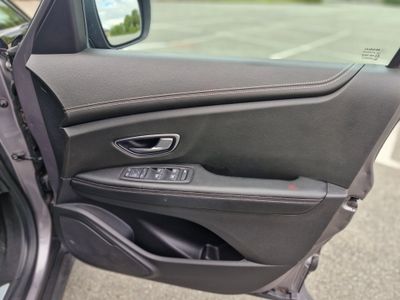2017 Renault Scenic