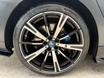2025 BMW 5 Series