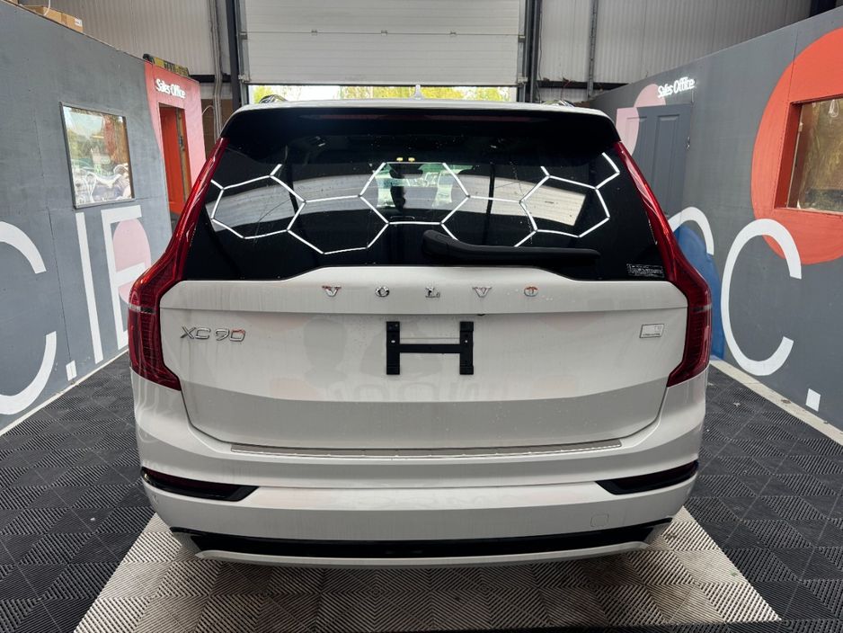 2023 Volvo XC90