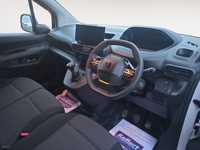 2024 Peugeot Partner