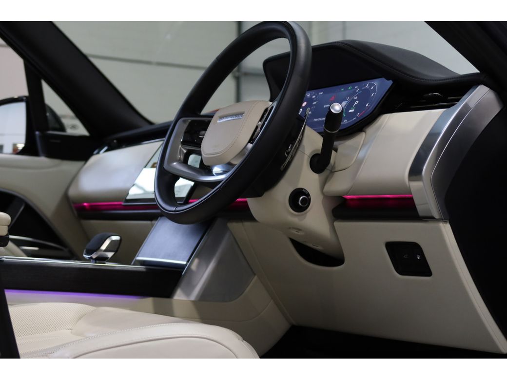 2025 Land Rover Range Rover