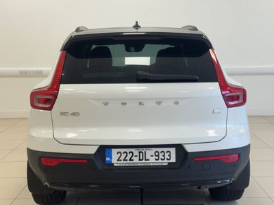 2022 Volvo XC40